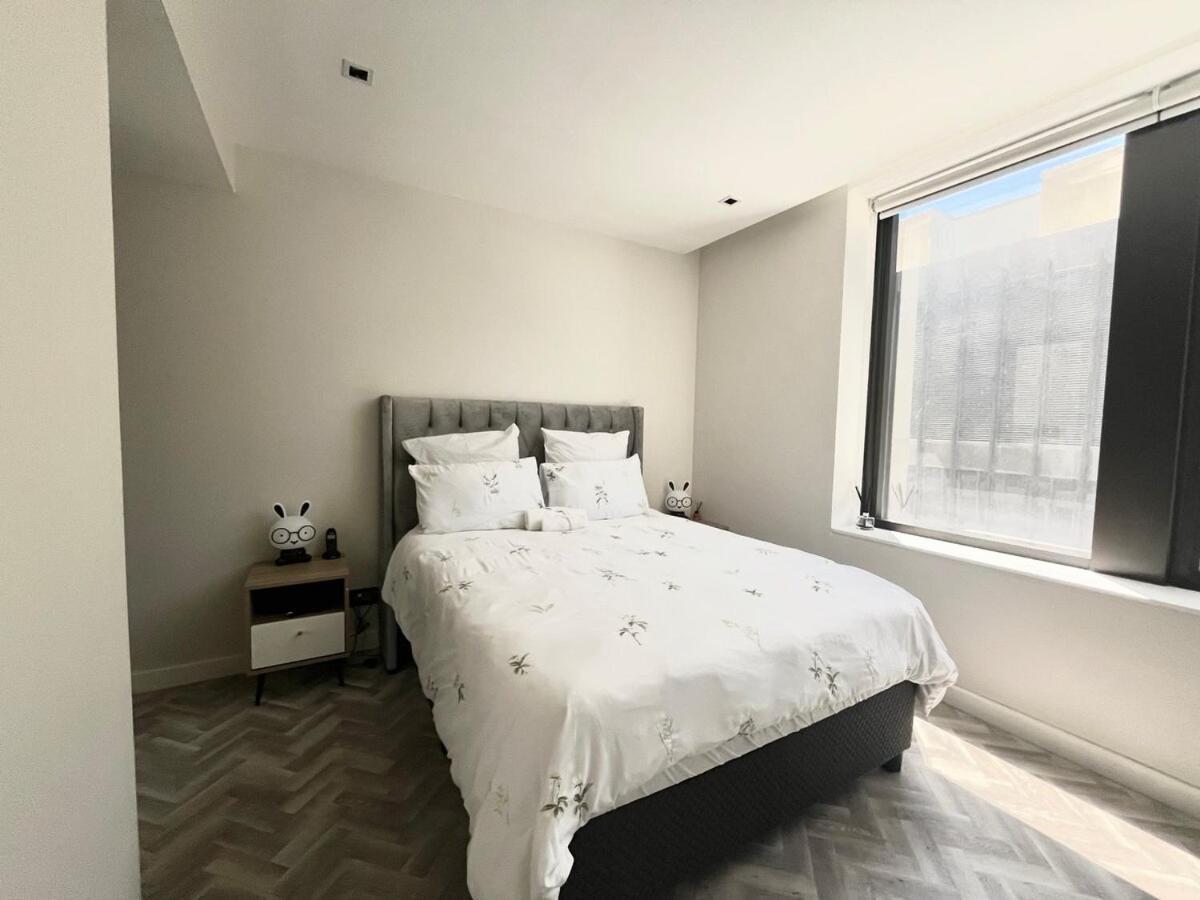 Luxury Foreshore Smart Uninterrupted Power Apartment *