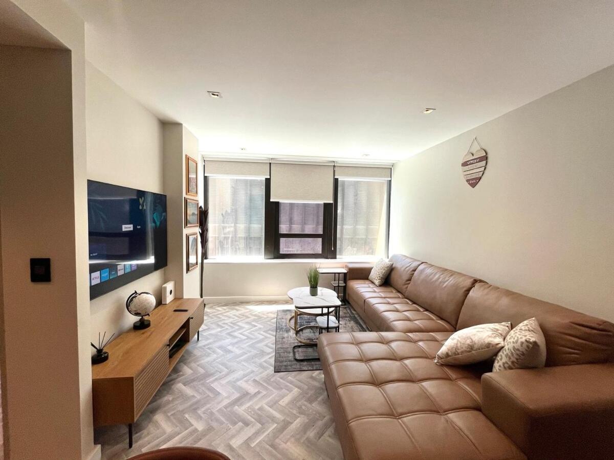 Luxury Foreshore Smart Uninterrupted Power Apartment Cape Town